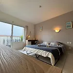 Les Vagues Dorees - Kiwi Apartment