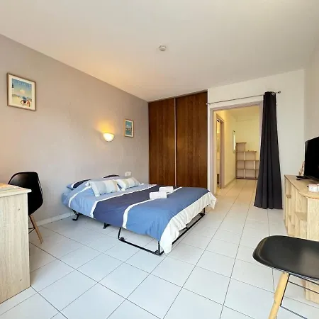 Les Vagues Dorees - Kiwi *