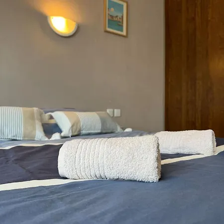 Les Vagues Dorees - Kiwi * Aytré