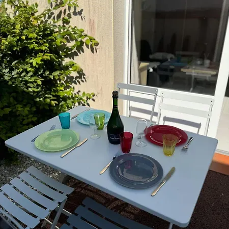 Les Vagues Dorees - Kiwi Apartmán