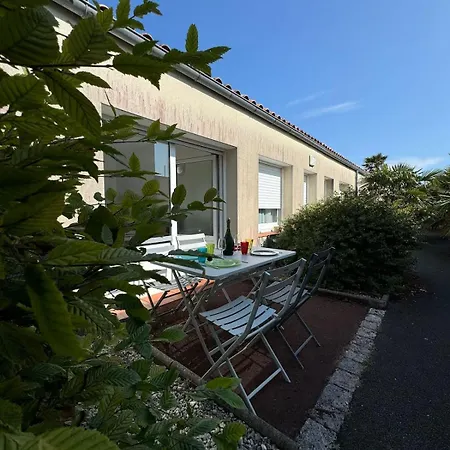 Les Vagues Dorees - Kiwi * Aytré